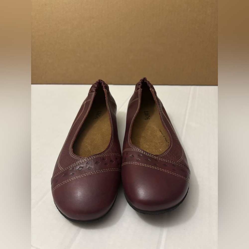 Taos Footwear Burgundy Leather Ballet Flats, 8.5 - Picture 4 of 8